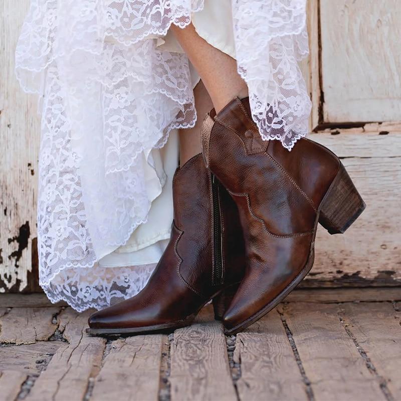 Dames enkellaarsjes in diverse kleuren – leren cowboy boots met hak voor trendy en casual looks