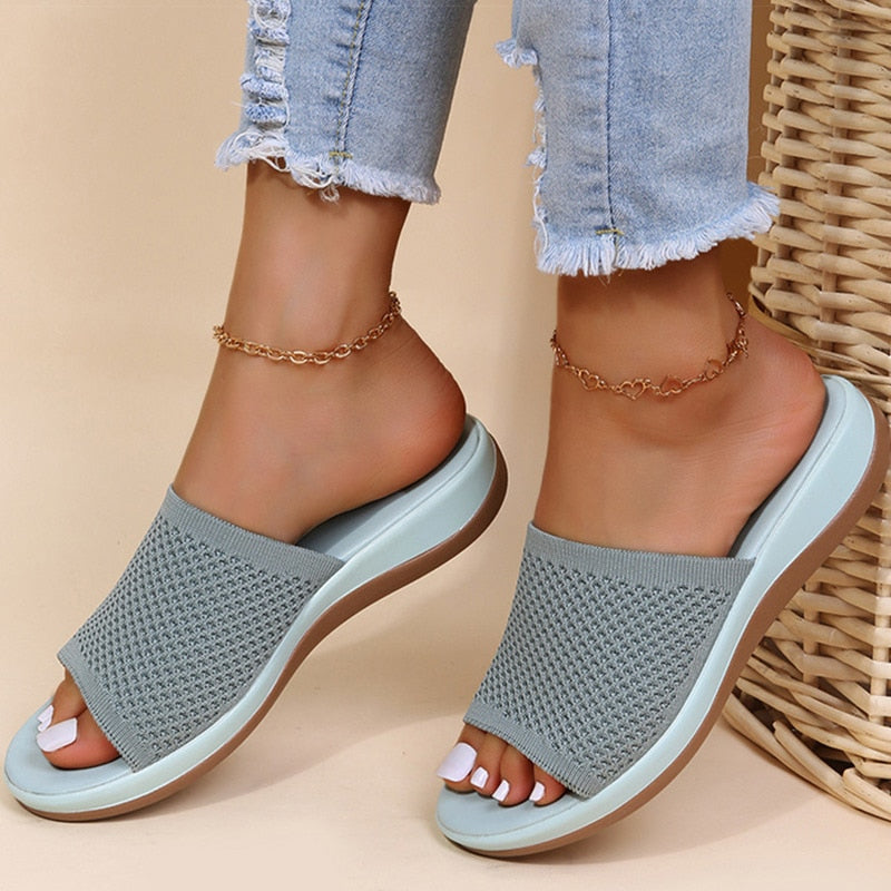 Dames slippers in diverse kleuren – comfortabele instappers met ademend bovenwerk