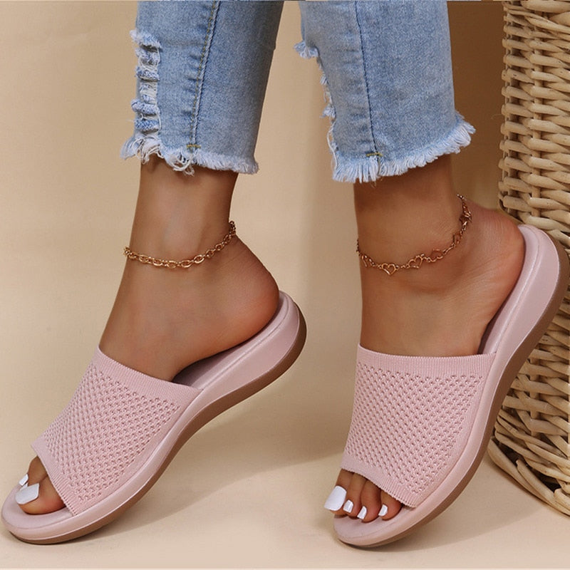Dames slippers in diverse kleuren – comfortabele instappers met ademend bovenwerk