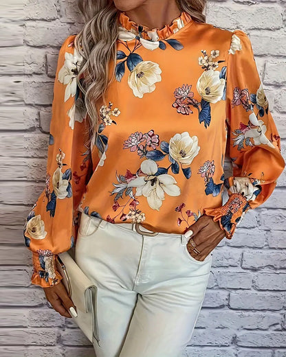 Dames blouse met elegante bloemenprint en lange mouwen – luchtige satijn look voor stijlvolle en comfortabele outfits
