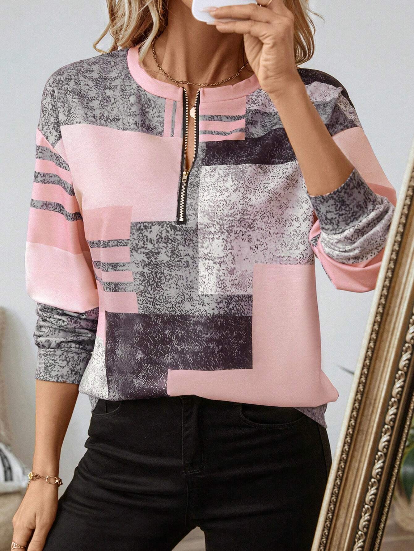 Dames trui met modieuze patchworkprint en halve rits – comfortabel sweatshirt in trendy casual stijl voor werk, vrije tijd en onderweg