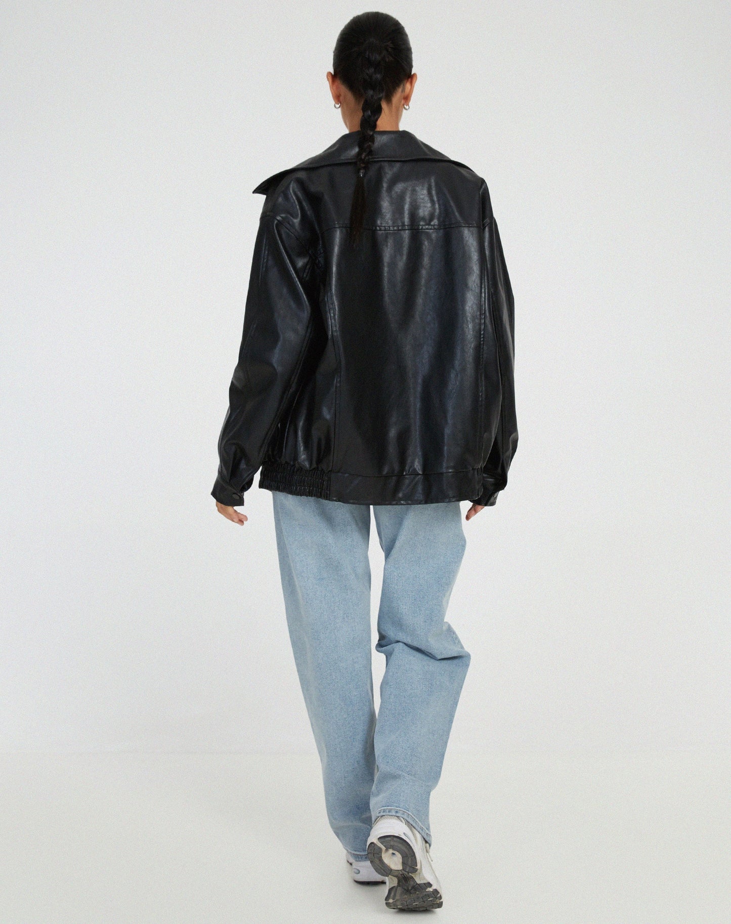 Dames oversized leren jas met brede kraag en elastische boorden in diverse kleuren – stoer & stijlvol gecombineerd