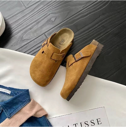 Unisex clogs in diverse kleuren – suède instappers met verstelbare gesp en comfortabele zool