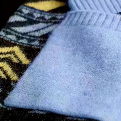 Dames Gebreid Vest met Knopen en Geweven Details Comfort en Karakter in Één Look