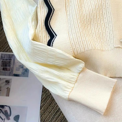 Marioria – Fijngebreide Cardigan met Vintage Kraag en Golvend Detail