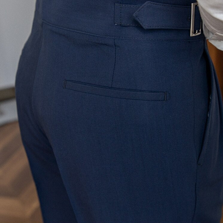 Elegante heren pantalon met hoge taille en plooien – nette zakelijke broek voor formele gelegenheden en stijlvolle outfits