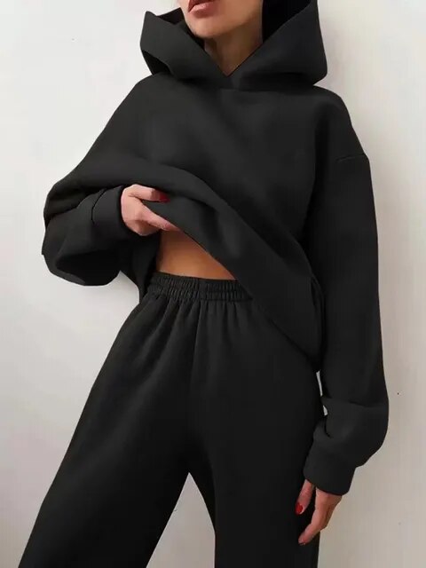 Dames loungepak met hoodie en joggingbroek in diverse kleuren – comfortabele set voor thuis of onderweg