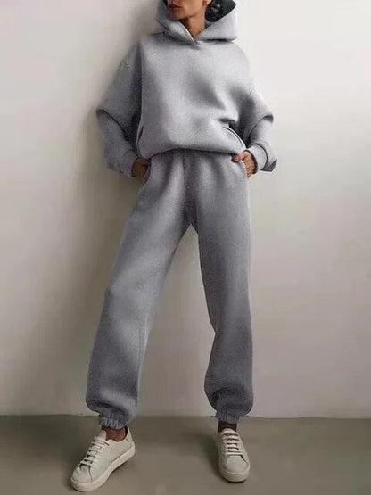 Dames loungepak met hoodie en joggingbroek in diverse kleuren – comfortabele set voor thuis of onderweg