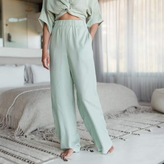 Dames linnen broek met wijde pijpen – luchtig, comfortabel en ideaal voor lente en zomer in diverse kleuren