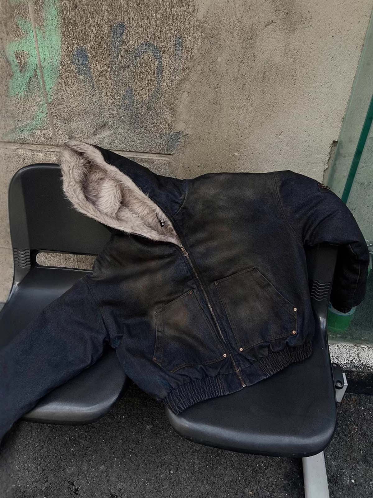 Heren winterjas met capuchon en imitatiebont voering – warme bomberjas in streetwear stijl met stoere vintage look en praktische zakken
