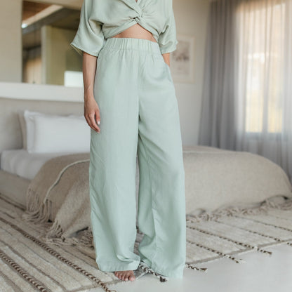 Dames linnen broek met wijde pijpen – luchtig, comfortabel en ideaal voor lente en zomer in diverse kleuren