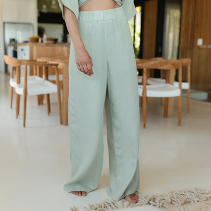 Dames linnen broek met wijde pijpen – luchtig, comfortabel en ideaal voor lente en zomer in diverse kleuren