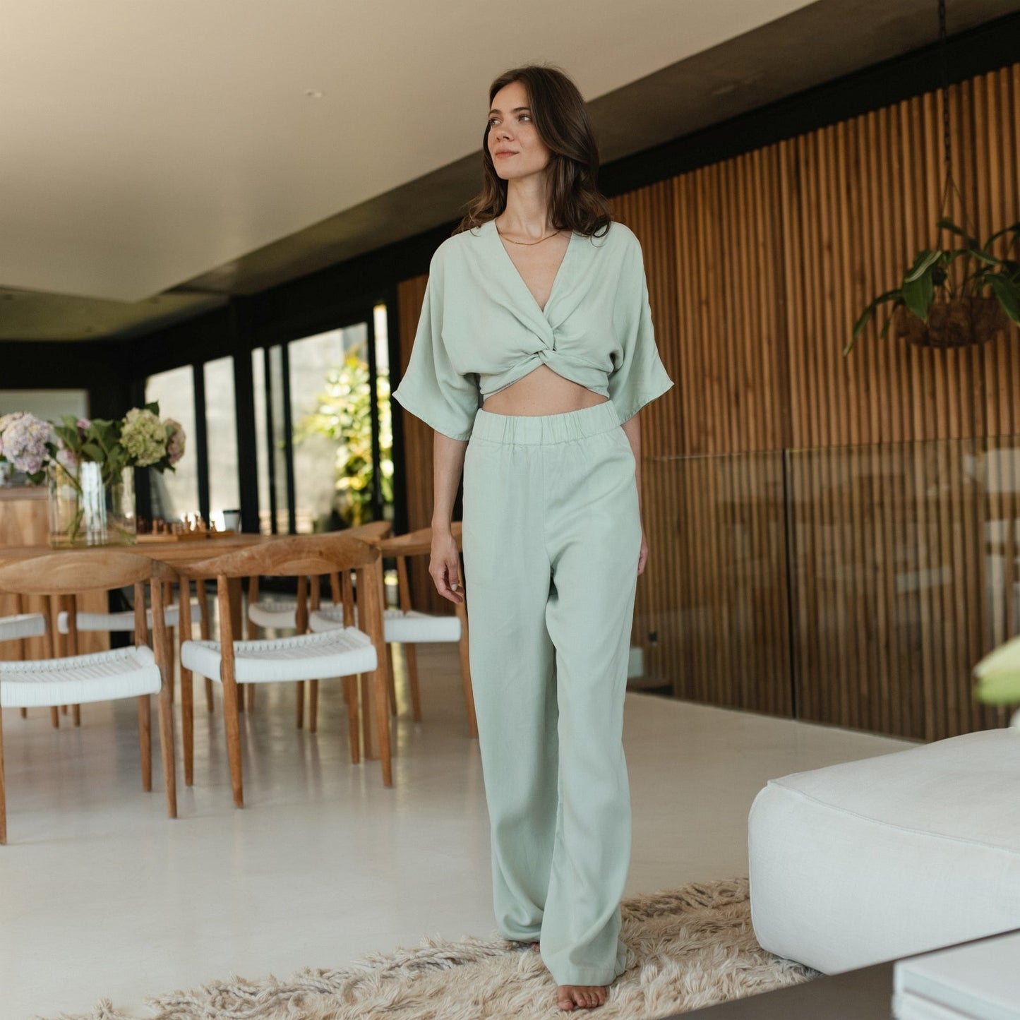 Dames linnen broek met wijde pijpen – luchtig, comfortabel en ideaal voor lente en zomer in diverse kleuren