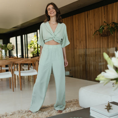 Dames linnen broek met wijde pijpen – luchtig, comfortabel en ideaal voor lente en zomer in diverse kleuren